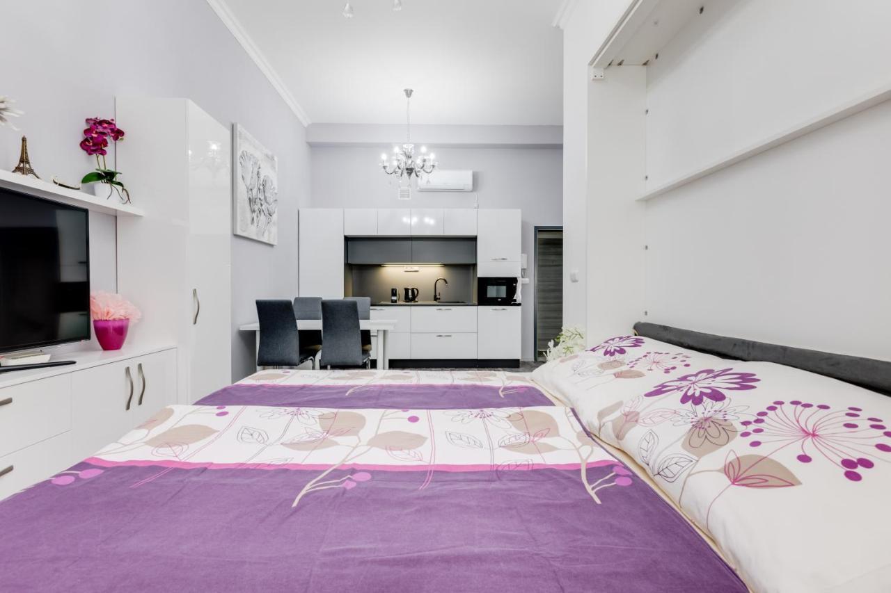 Apartment Thunovska 10 Прага Екстер'єр фото